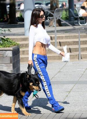 Emily Ratajkowski фото #5442