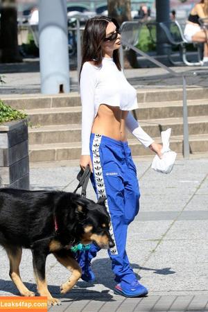 Emily Ratajkowski фото #5444