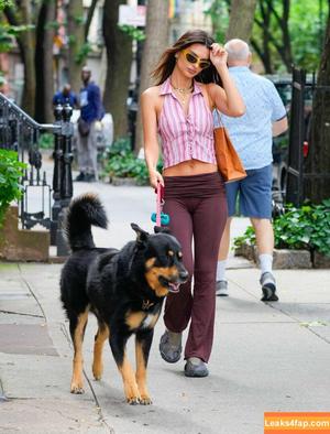 Emily Ratajkowski фото #5520