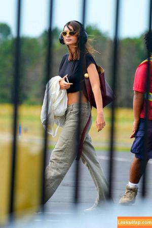 Emily Ratajkowski фото #5543