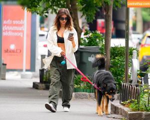 Emily Ratajkowski фото #5578