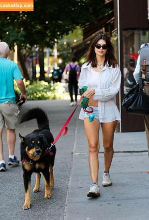 Emily Ratajkowski фото #5612