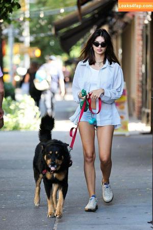 Emily Ratajkowski фото #5613