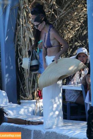 Emily Ratajkowski фото #5754