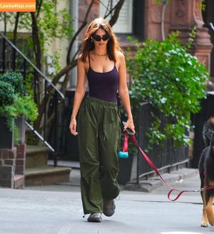 Emily Ratajkowski фото #5766