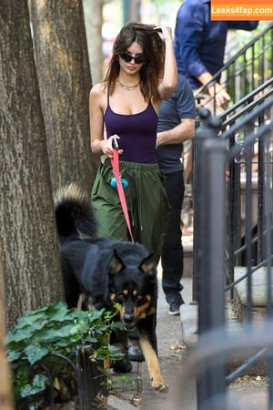 Emily Ratajkowski фото #5784