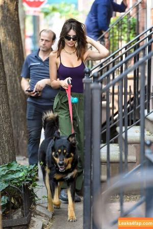 Emily Ratajkowski фото #5785