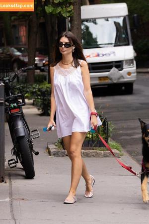 Emily Ratajkowski фото #5825