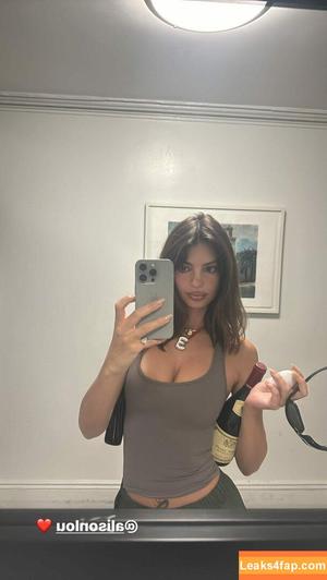 Emily Ratajkowski фото #5835