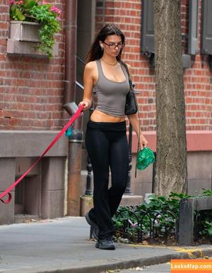 Emily Ratajkowski фото #5916