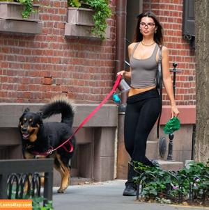 Emily Ratajkowski фото #5920