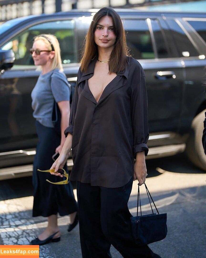 Emily Ratajkowski / emrata слитое фото фото #6074