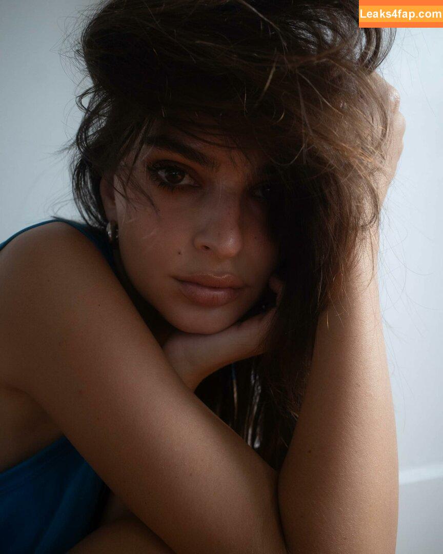 Emily Ratajkowski / emrata слитое фото фото #6093