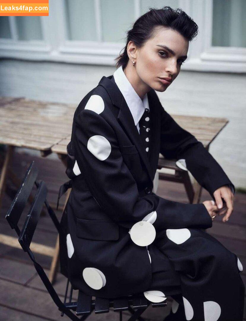 Emily Ratajkowski / emrata слитое фото фото #6113