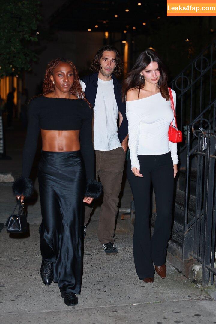 Emily Ratajkowski / emrata слитое фото фото #6159