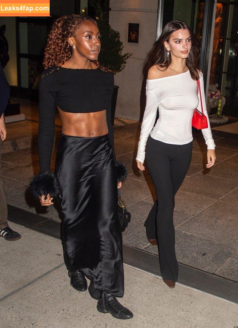 Emily Ratajkowski / emrata слитое фото фото #6168