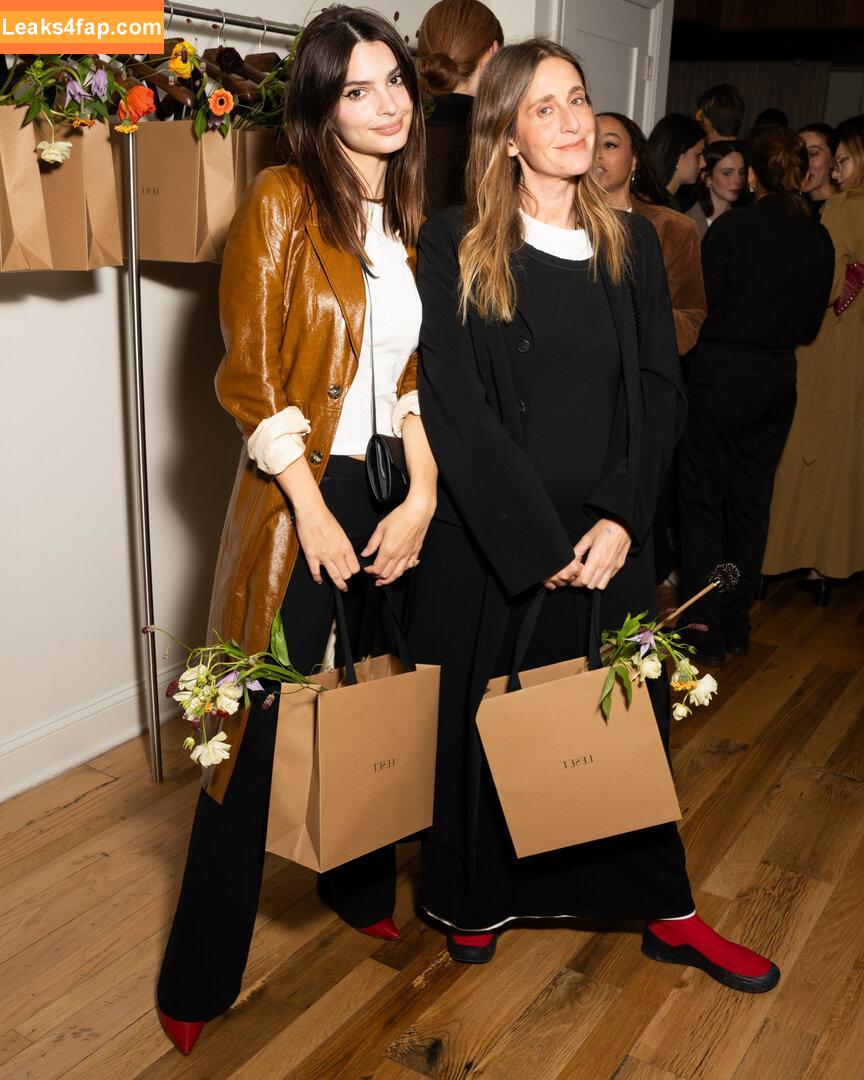 Emily Ratajkowski / emrata слитое фото фото #6354