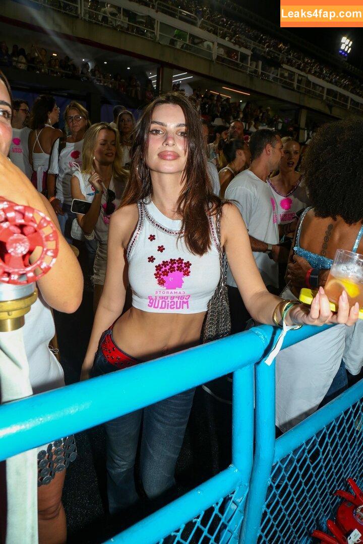 Emily Ratajkowski / emrata leaked photo photo #6818