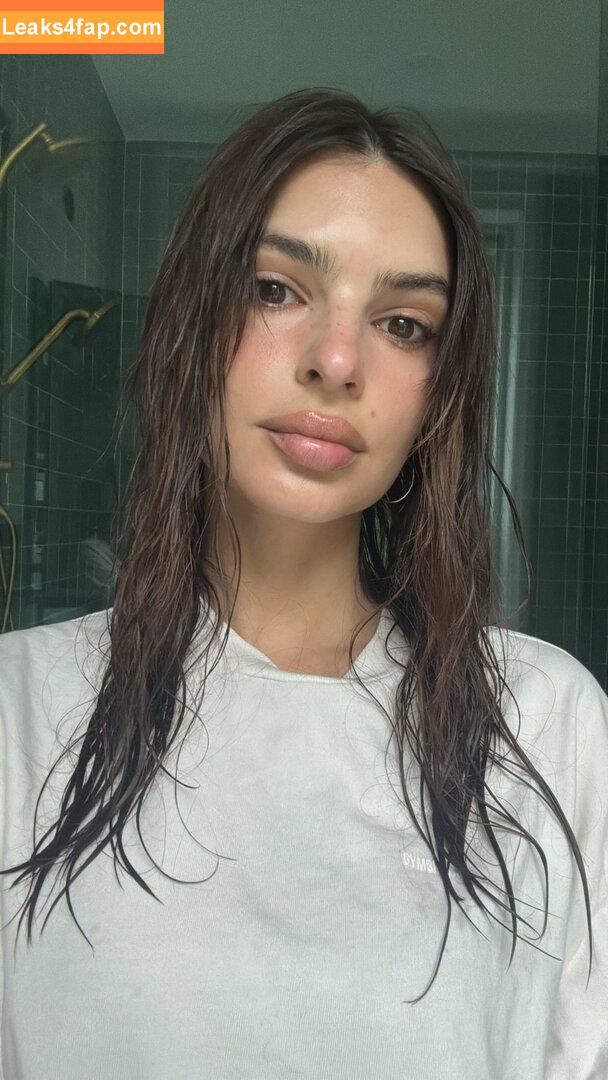 Emily Ratajkowski / emrata leaked photo photo #6961