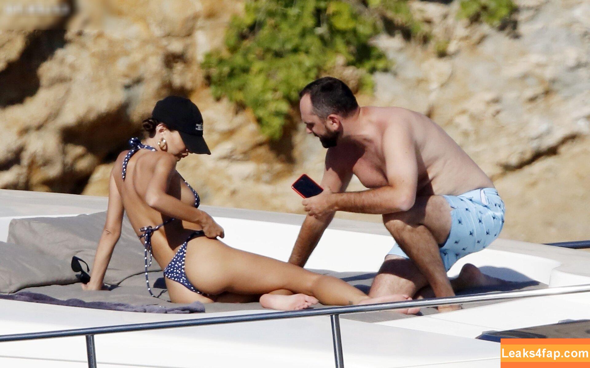 Emily Ratajkowski / emrata leaked photo photo #6970