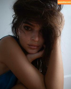 Emily Ratajkowski фото #6093