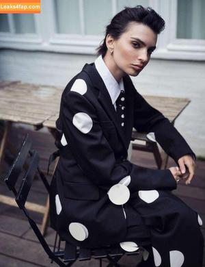 Emily Ratajkowski фото #6113