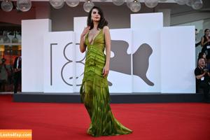 Emily Ratajkowski фото #6295