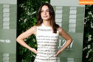 Emily Ratajkowski фото #6374