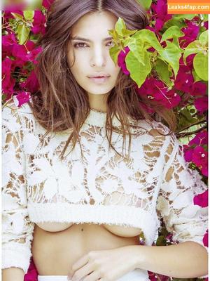 Emily Ratajkowski фото #6432