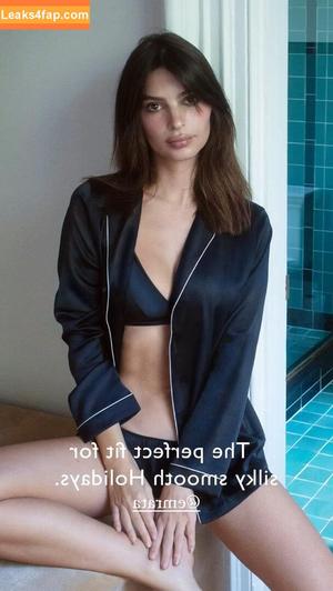 Emily Ratajkowski photo #6551