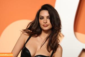Emily Ratajkowski photo #6784