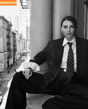 Emily Ratajkowski фото #6905