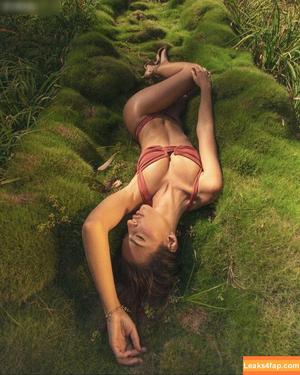 Emily Ratajkowski фото #6907