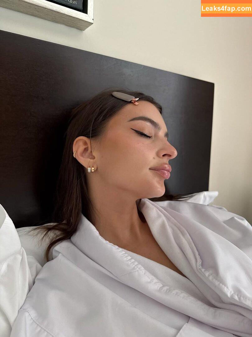 Emily Ratajkowski / emrata слитое фото фото #7070