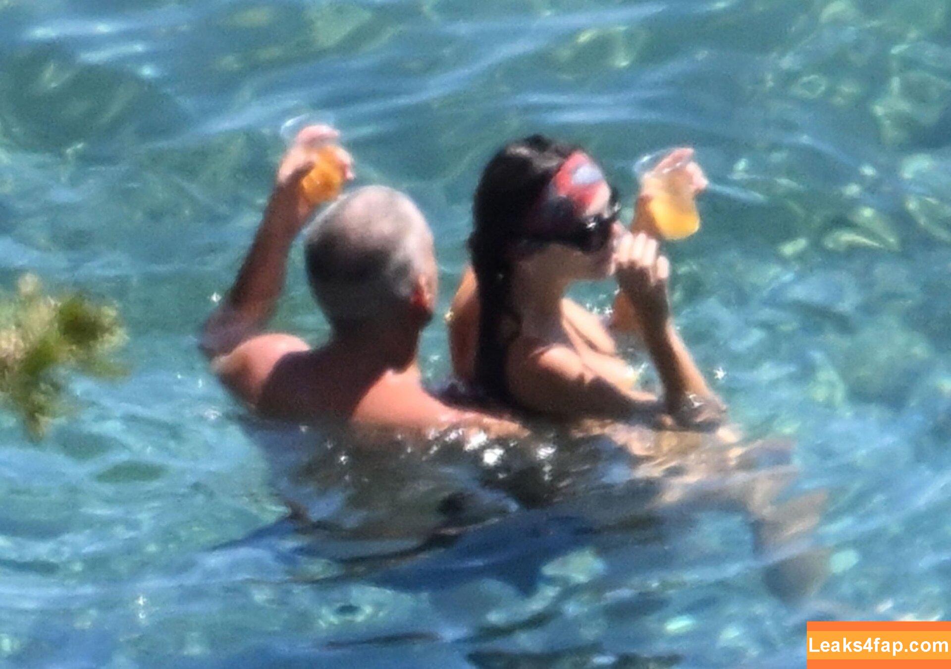 Emily Ratajkowski / emrata leaked photo photo #7202