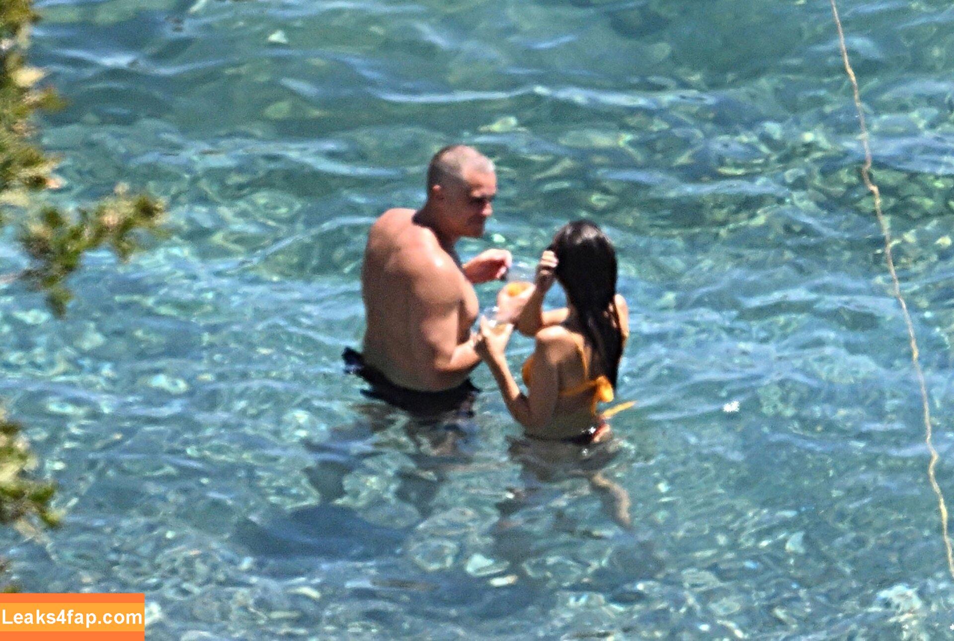 Emily Ratajkowski / emrata leaked photo photo #7206