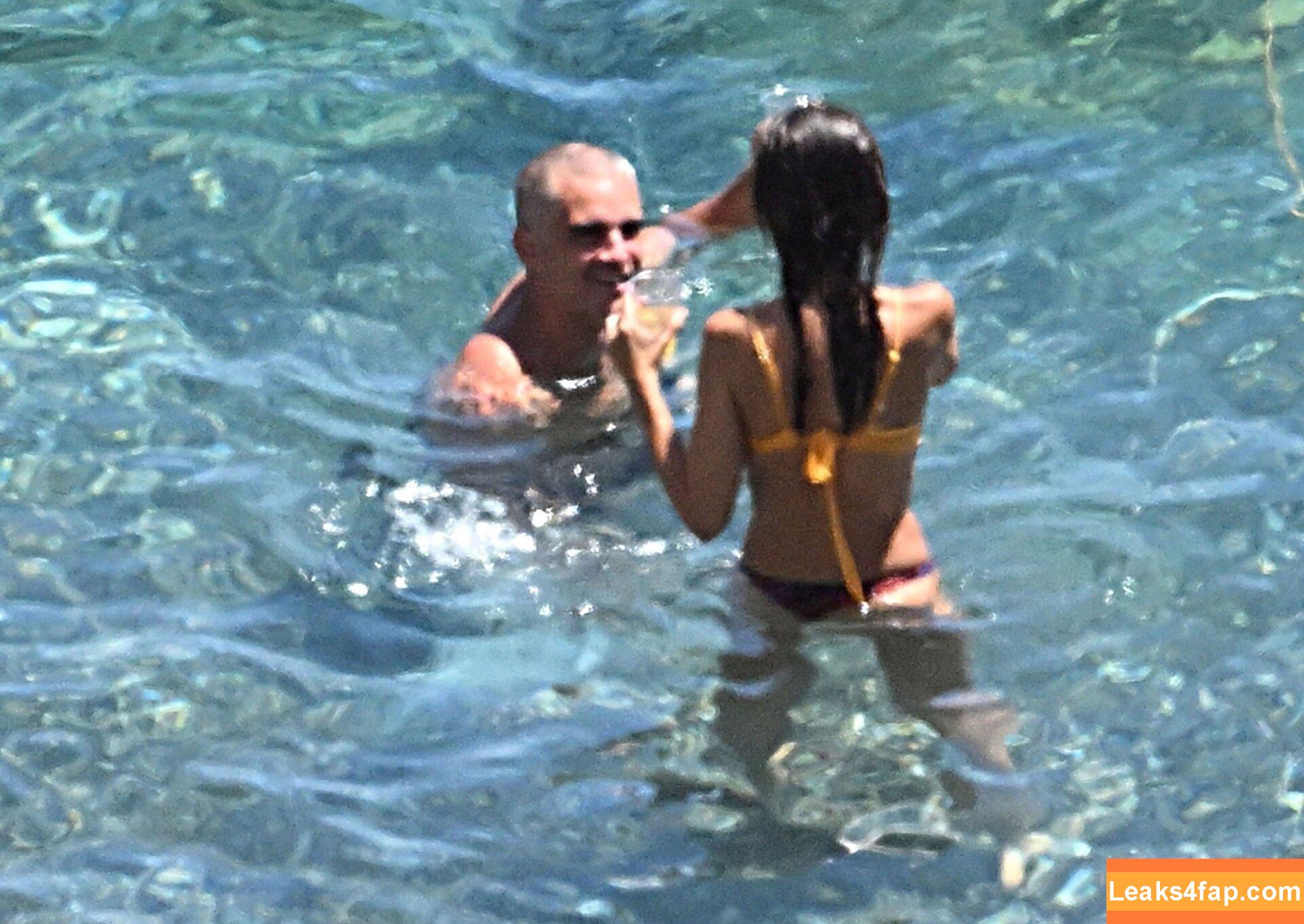 Emily Ratajkowski / emrata leaked photo photo #7207