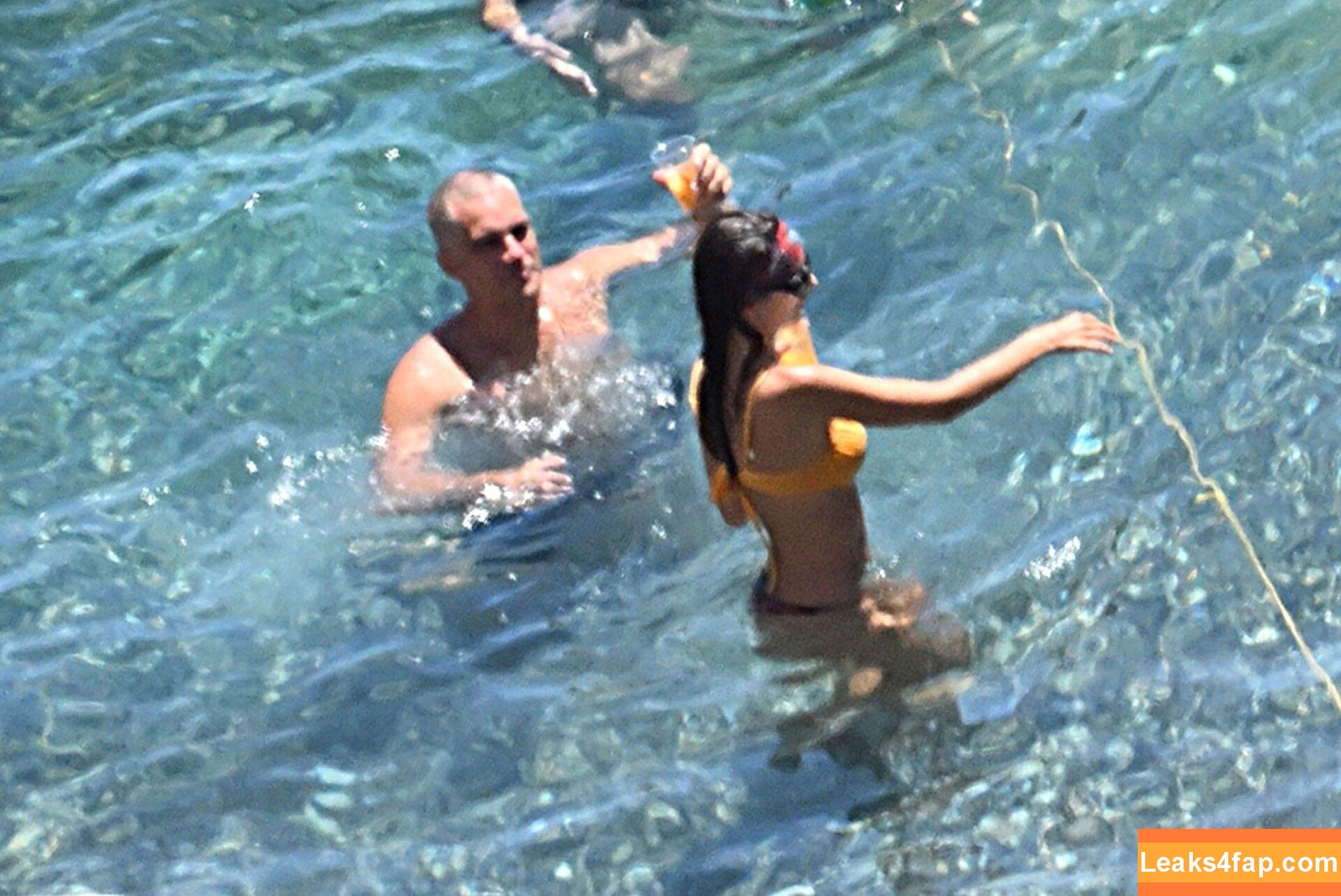 Emily Ratajkowski / emrata leaked photo photo #7209