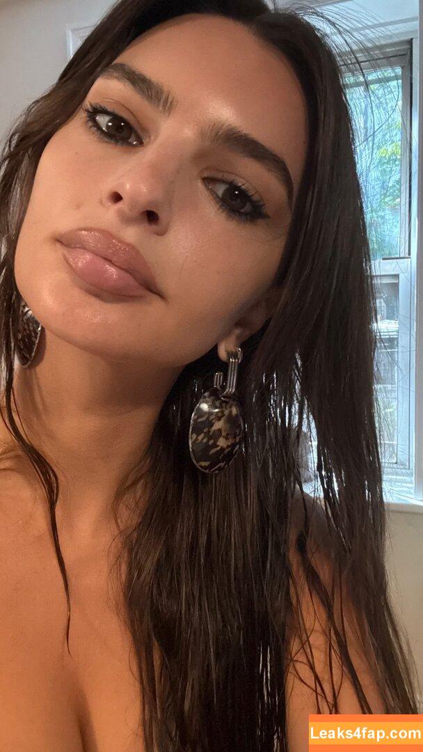 Emily Ratajkowski / emrata leaked photo photo #7292