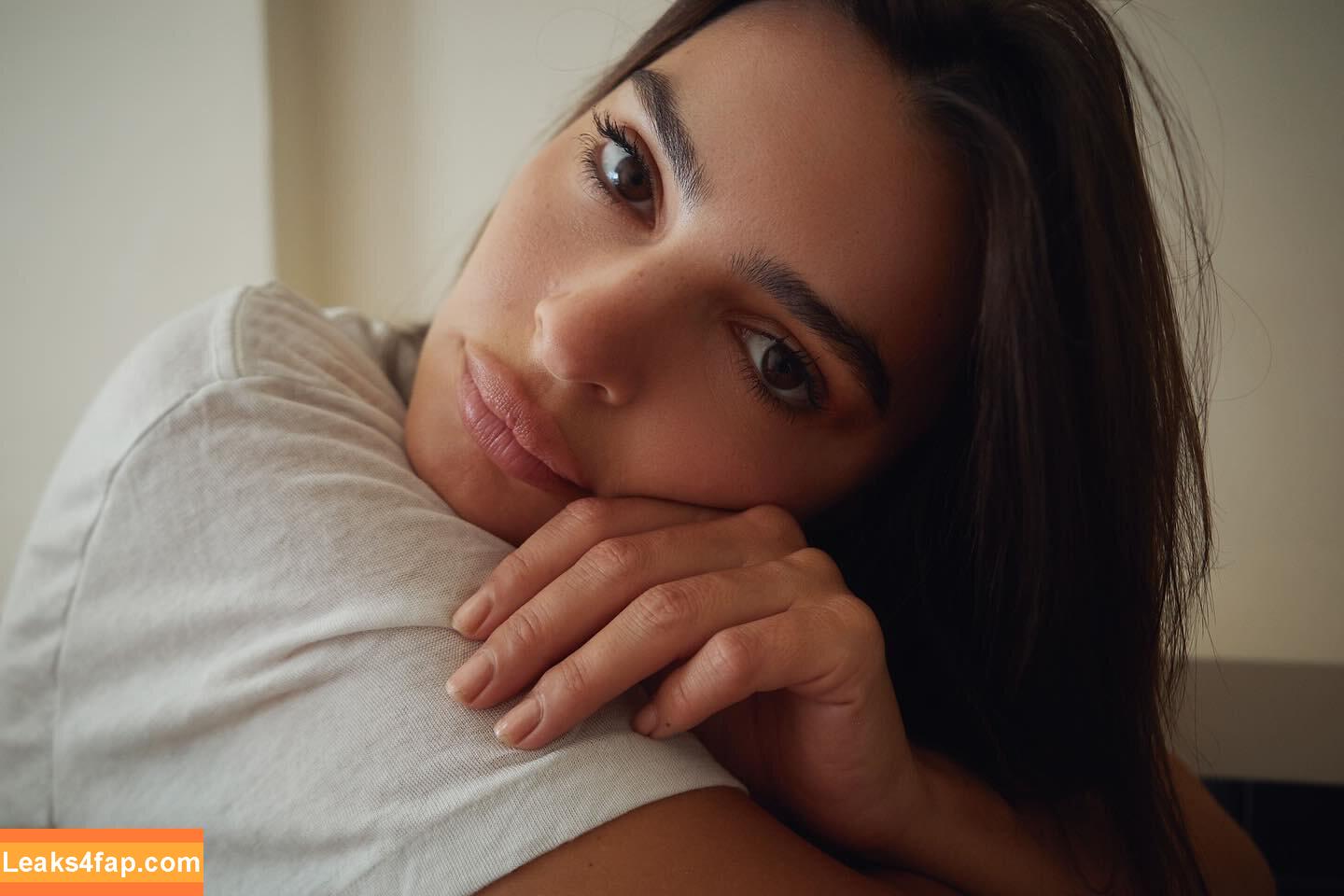 Emily Ratajkowski / emrata слитое фото фото #7317