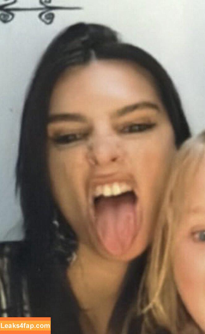 Emily Ratajkowski / emrata leaked photo photo #7343