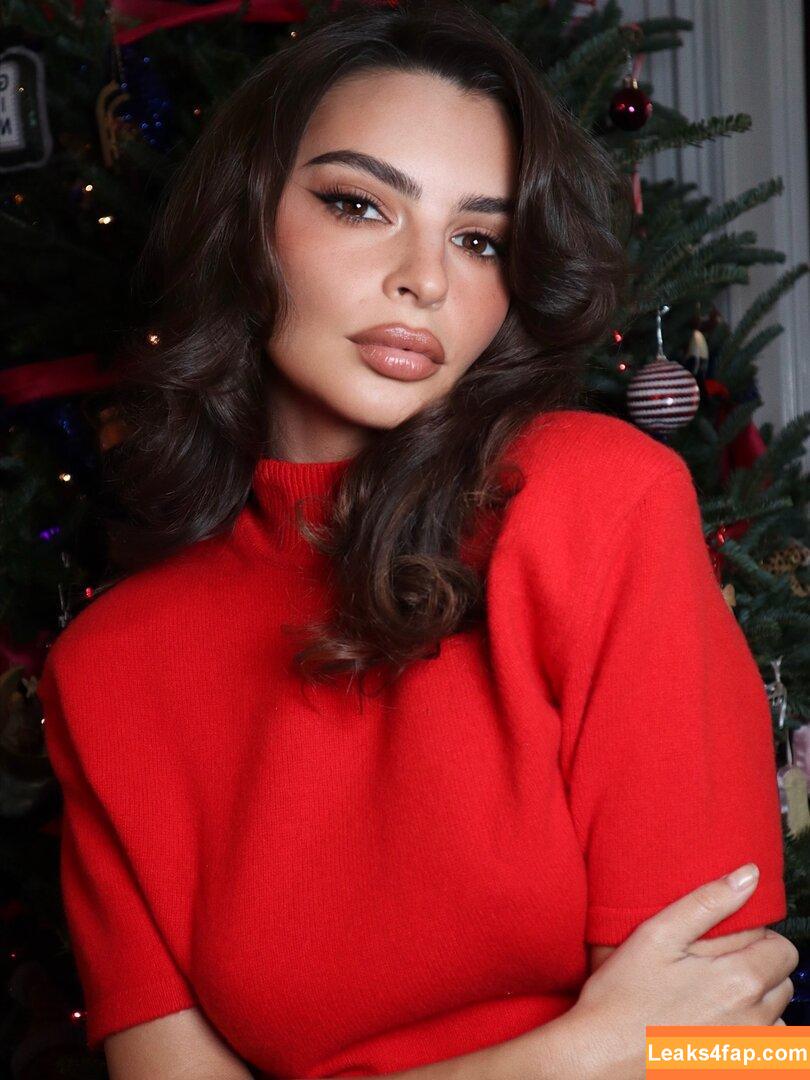 Emily Ratajkowski / emrata leaked photo photo #7363