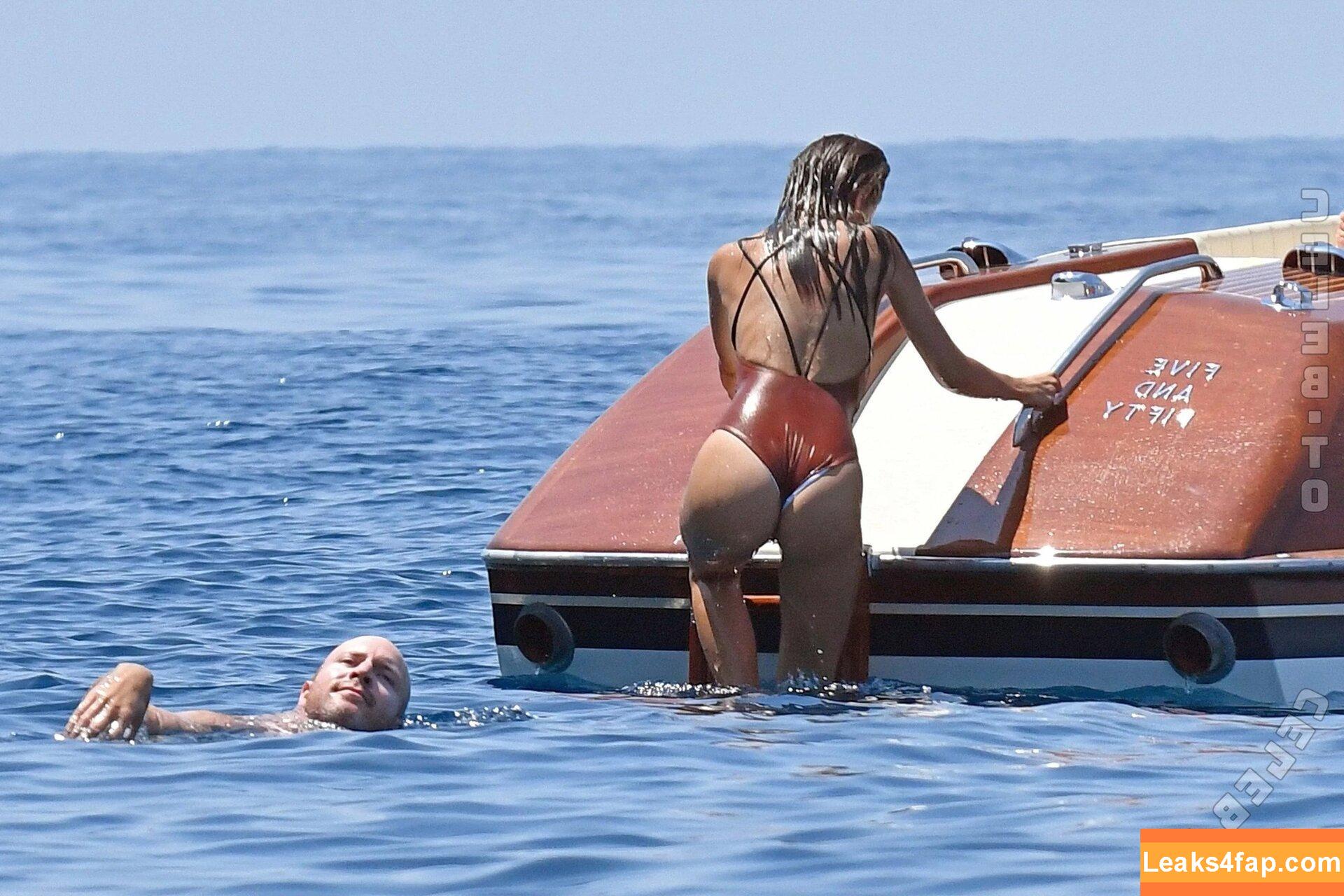 Emily Ratajkowski / Officialemilyratajkowski / emrata / https: leaked photo photo #7625