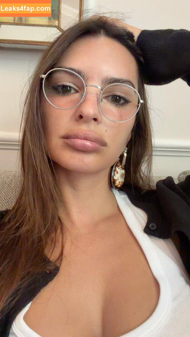 Emily Ratajkowski / Officialemilyratajkowski / emrata / https: leaked photo photo #7655