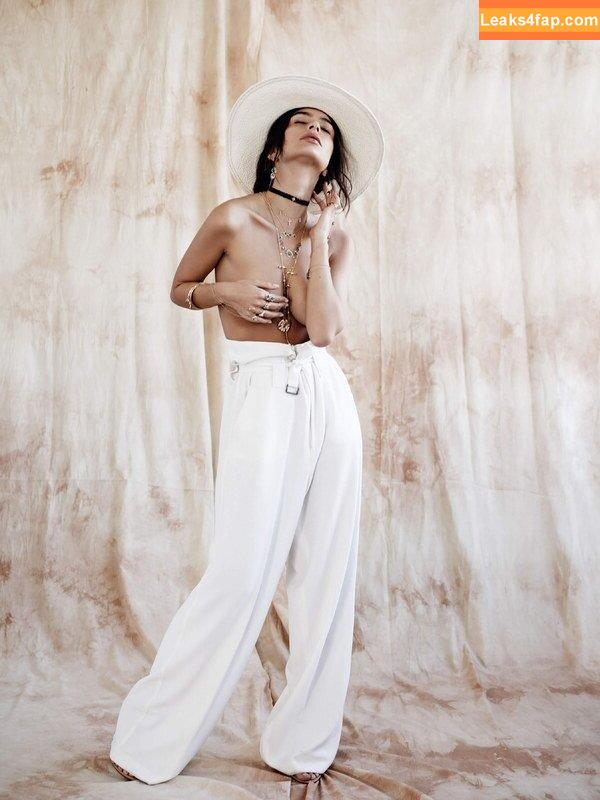 Emily Ratajkowski / Officialemilyratajkowski / emrata / https: leaked photo photo #7763