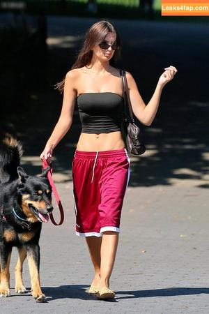 Emily Ratajkowski photo #7091