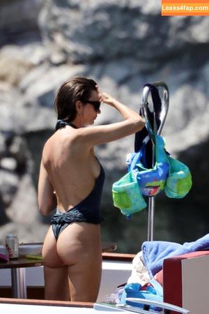 Emily Ratajkowski photo #7192