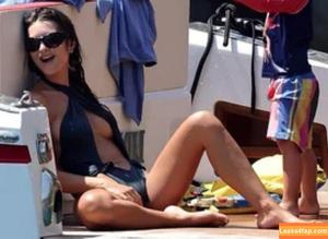 Emily Ratajkowski photo #7225
