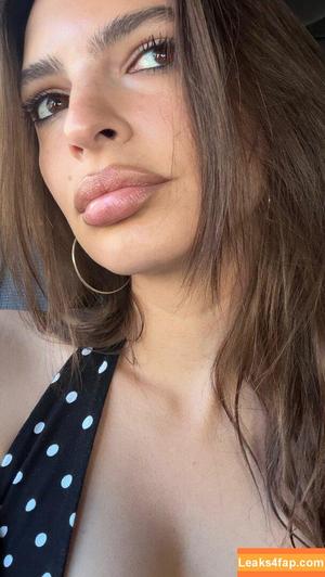 Emily Ratajkowski photo #7486