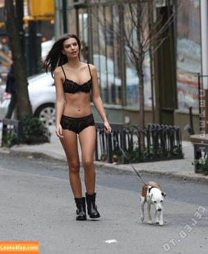 Emily Ratajkowski photo #7608